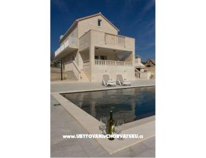 Maison de vacances Lokanjac