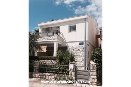Appartement Aquarelle Blace Croatie